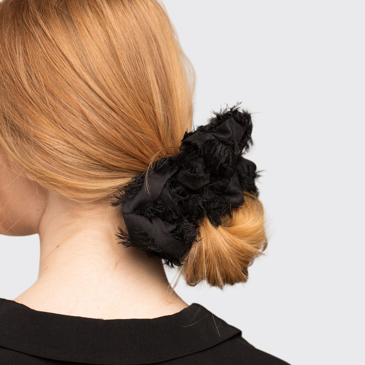 Kitsch Brunch Scrunchie - Frayed Black