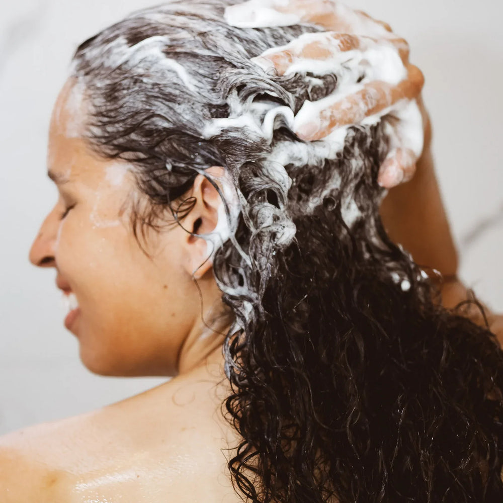 Adwoa Beauty Baomint  Moisturizing Shampoo